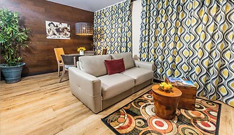 The Shoreline Suites