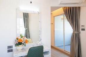 Airbus Hotel At Phawana Station