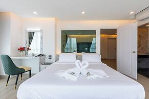 Airbus Hotel At Phawana Station