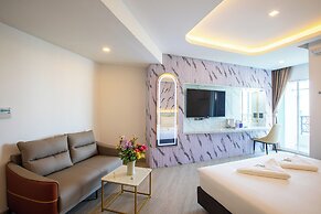 Airbus Hotel At Phawana Station