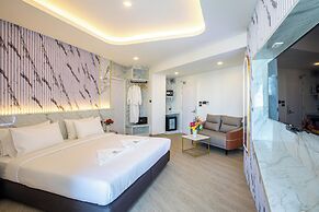 Airbus Hotel At Phawana Station