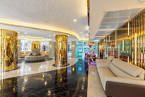 Airbus Hotel At Phawana Station