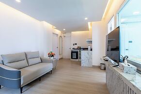 Airbus Hotel At Phawana Station