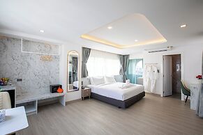 Airbus Hotel At Phawana Station