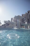 Aqualand Hotel & Resort
