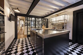 Rinascimento Privato by MMega