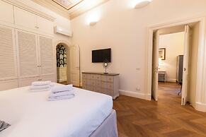 Rinascimento Privato by MMega