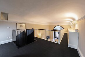 Rinascimento Privato by MMega