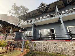 Maakot Homestay