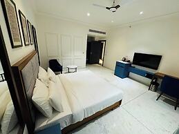 Sita Royal Lakside Chalet