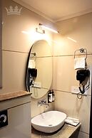 Sita Royal Lakside Chalet