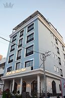 Sita Royal Lakside Chalet