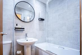 Skokholm Apartment - 3 Bedroom Apartment - Tenby