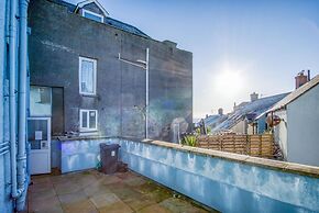 Skokholm Apartment - 3 Bedroom Apartment - Tenby