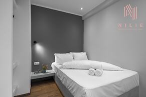 Bonsai Studios & Apartments, Nilie Hospitality MGMT