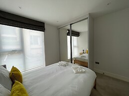 Elegant 2 Bedroom Apartment