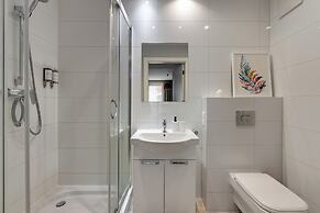 Aura - Riverside & Parking by Downtown Apartments