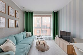 Aura - Riverside & Parking by Downtown Apartments