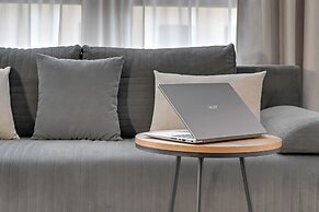 Aura - Riverside & Parking by Downtown Apartments