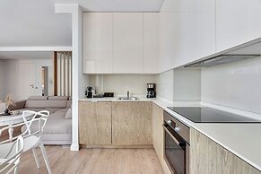 Aura - Riverside & Parking by Downtown Apartments