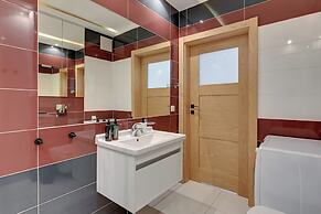 Aura - Riverside & Parking by Downtown Apartments