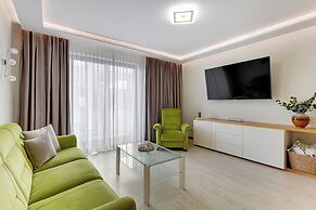 Aura - Riverside & Parking by Downtown Apartments