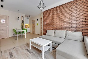 Aura - Riverside & Parking by Downtown Apartments