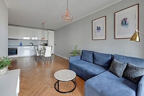 Aura - Riverside & Parking by Downtown Apartments