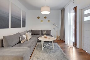 Aura - Riverside & Parking by Downtown Apartments