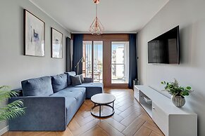 Aura - Riverside & Parking by Downtown Apartments