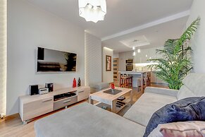 Aura - Riverside & Parking by Downtown Apartments