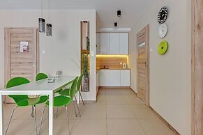 Aura - Riverside & Parking by Downtown Apartments