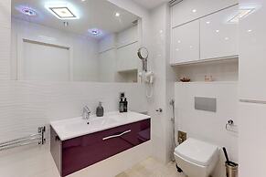 Aura - Riverside & Parking by Downtown Apartments