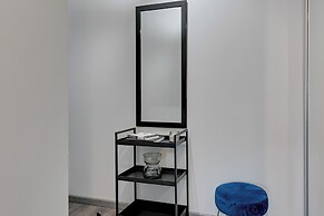 Aura - Riverside & Parking by Downtown Apartments