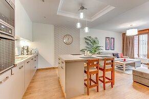 Aura - Riverside & Parking by Downtown Apartments