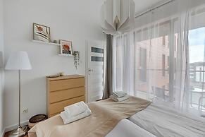 Aura - Riverside & Parking by Downtown Apartments