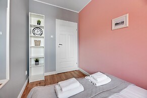 Aura - Riverside & Parking by Downtown Apartments