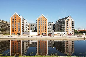 Aura - Riverside & Parking by Downtown Apartments