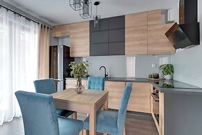 Aura - Riverside & Parking by Downtown Apartments