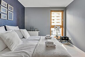 Aura - Riverside & Parking by Downtown Apartments