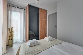 Aura - Riverside & Parking by Downtown Apartments