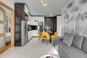 Aura - Riverside & Parking by Downtown Apartments