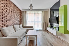 Aura - Riverside & Parking by Downtown Apartments