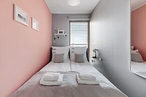 Aura - Riverside & Parking by Downtown Apartments