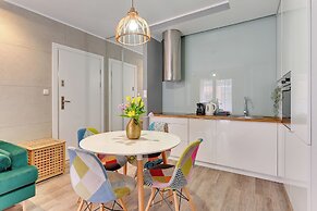 Aura - Riverside & Parking by Downtown Apartments