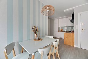 Aura - Riverside & Parking by Downtown Apartments