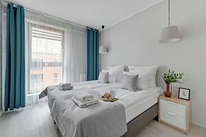 Aura - Riverside & Parking by Downtown Apartments