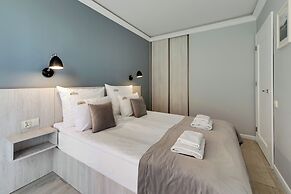 Aura - Riverside & Parking by Downtown Apartments