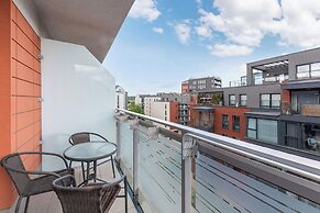 Aura - Riverside & Parking by Downtown Apartments