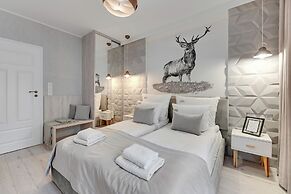 Aura - Riverside & Parking by Downtown Apartments